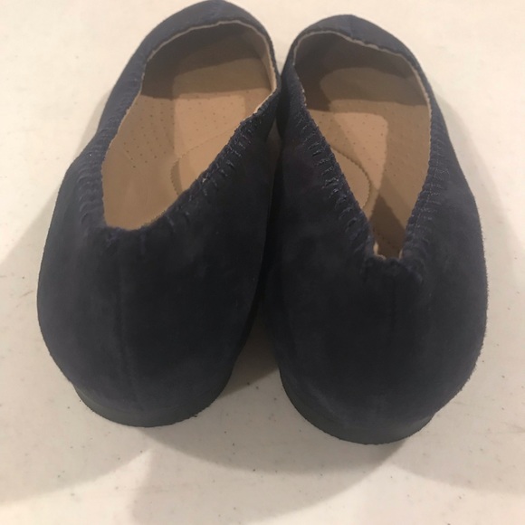 Lands’ End Flats - Picture 3 of 5